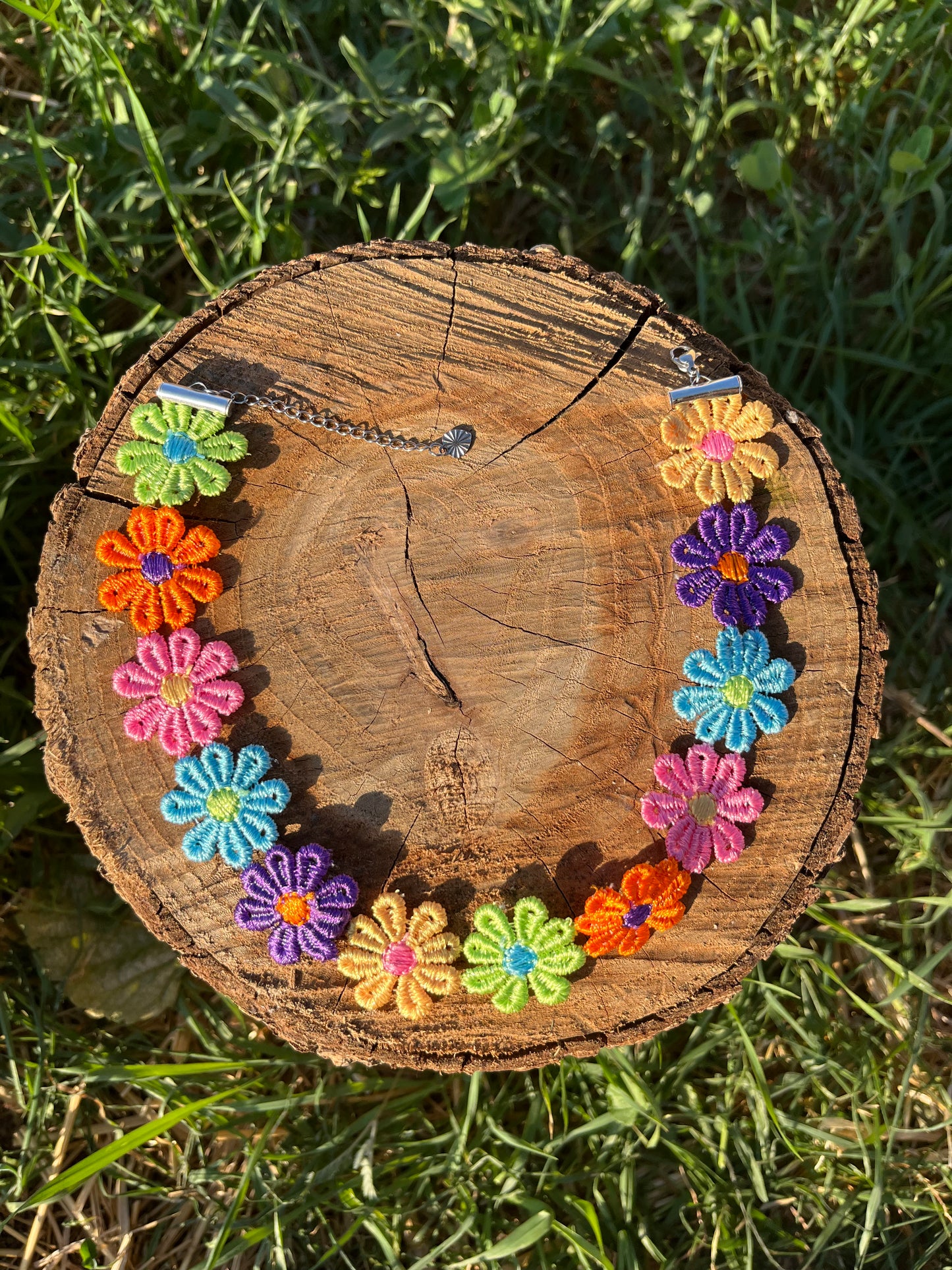 Multicolor Daisy Choker