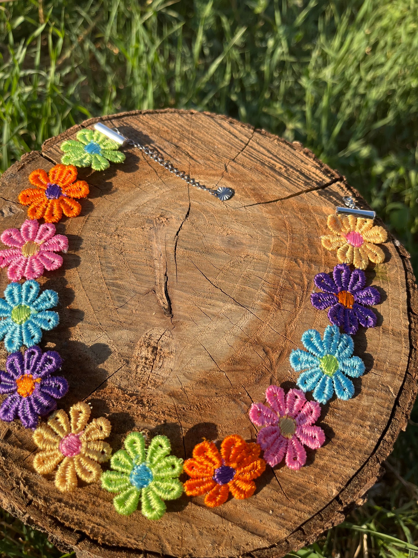 Multicolor Daisy Choker