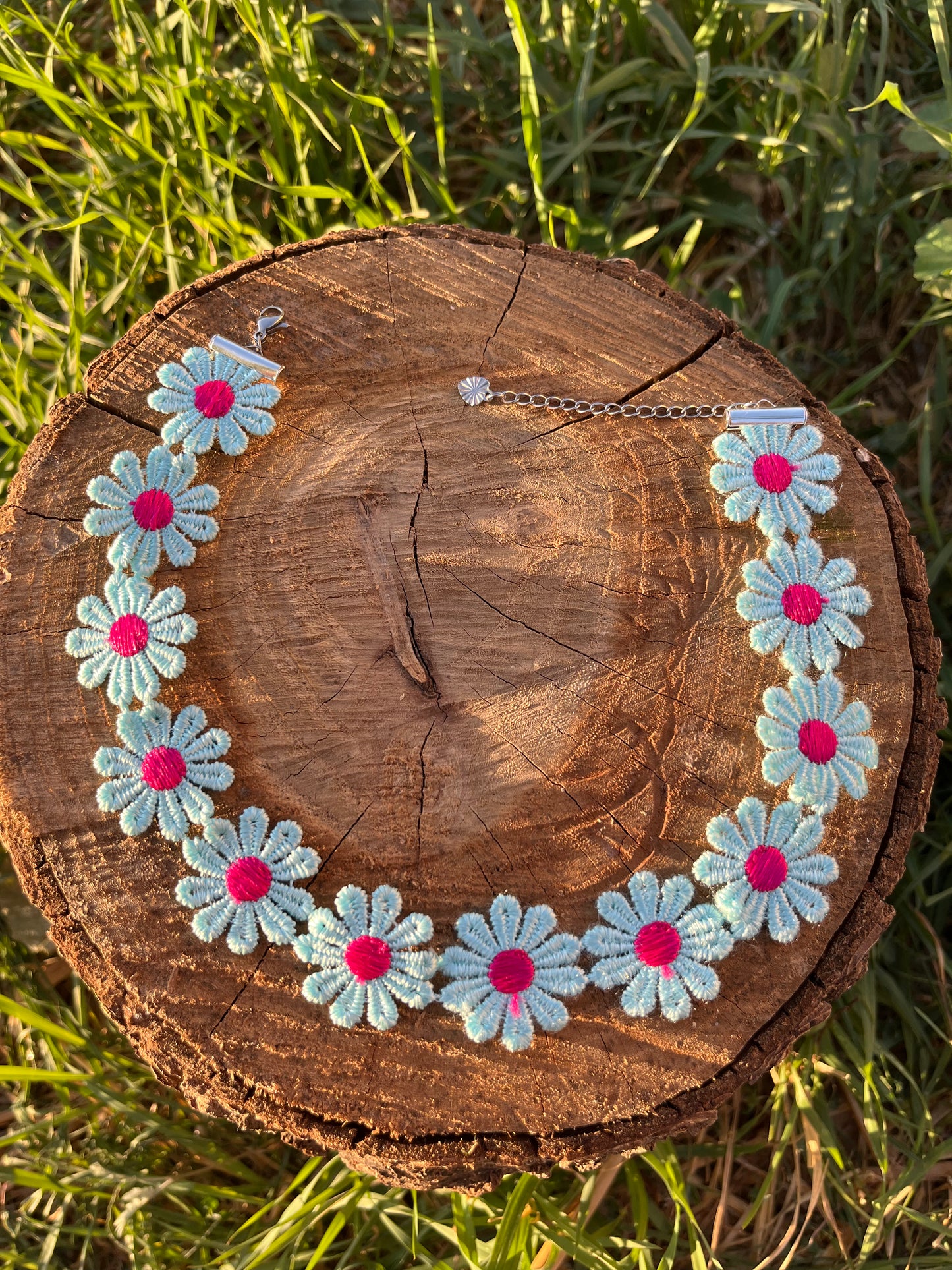 Light Blue Daisy Choker