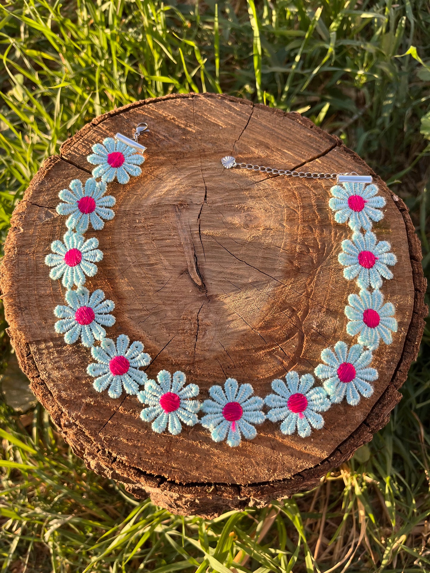 Light Blue Daisy Choker