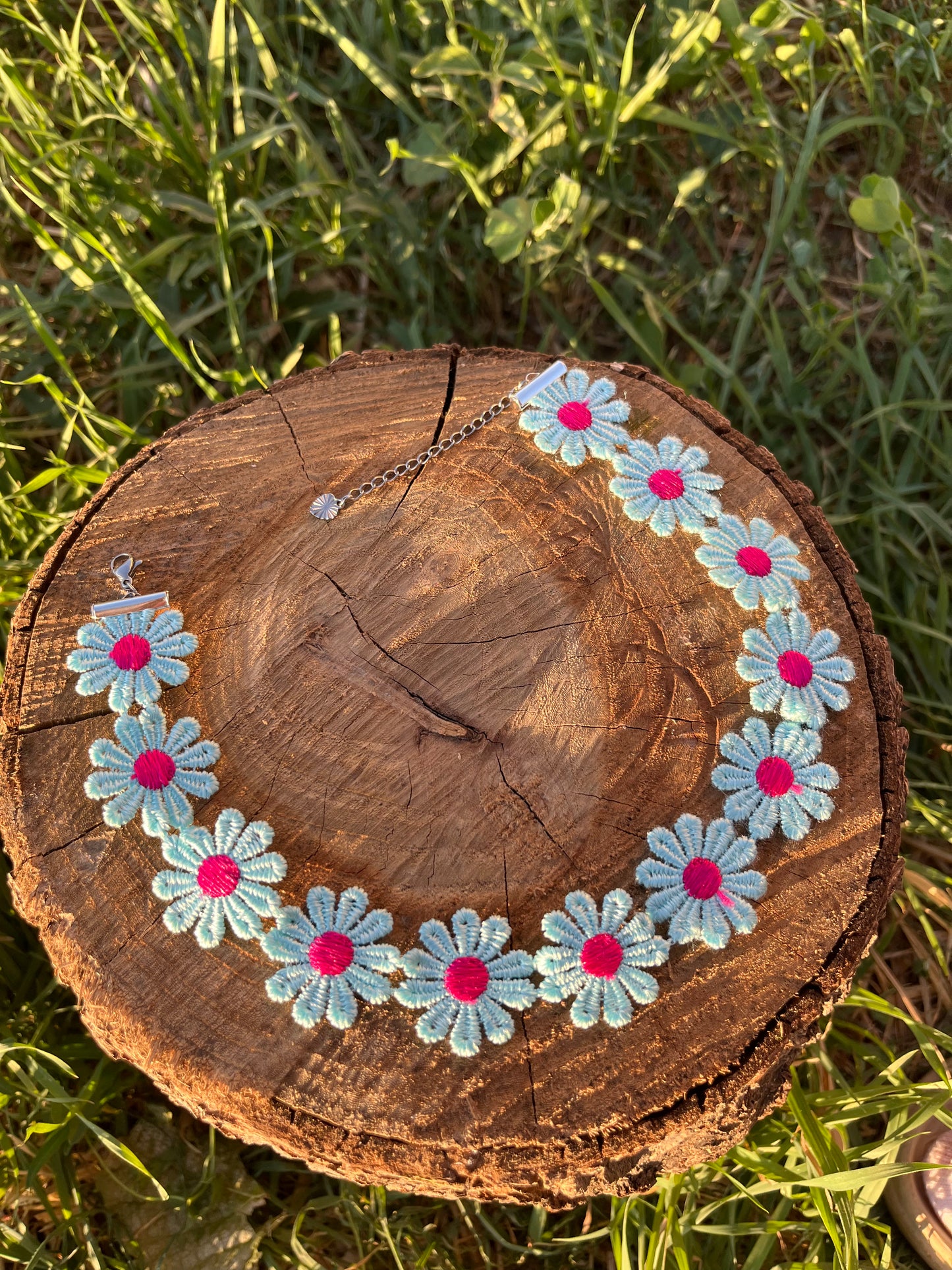 Light Blue Daisy Choker