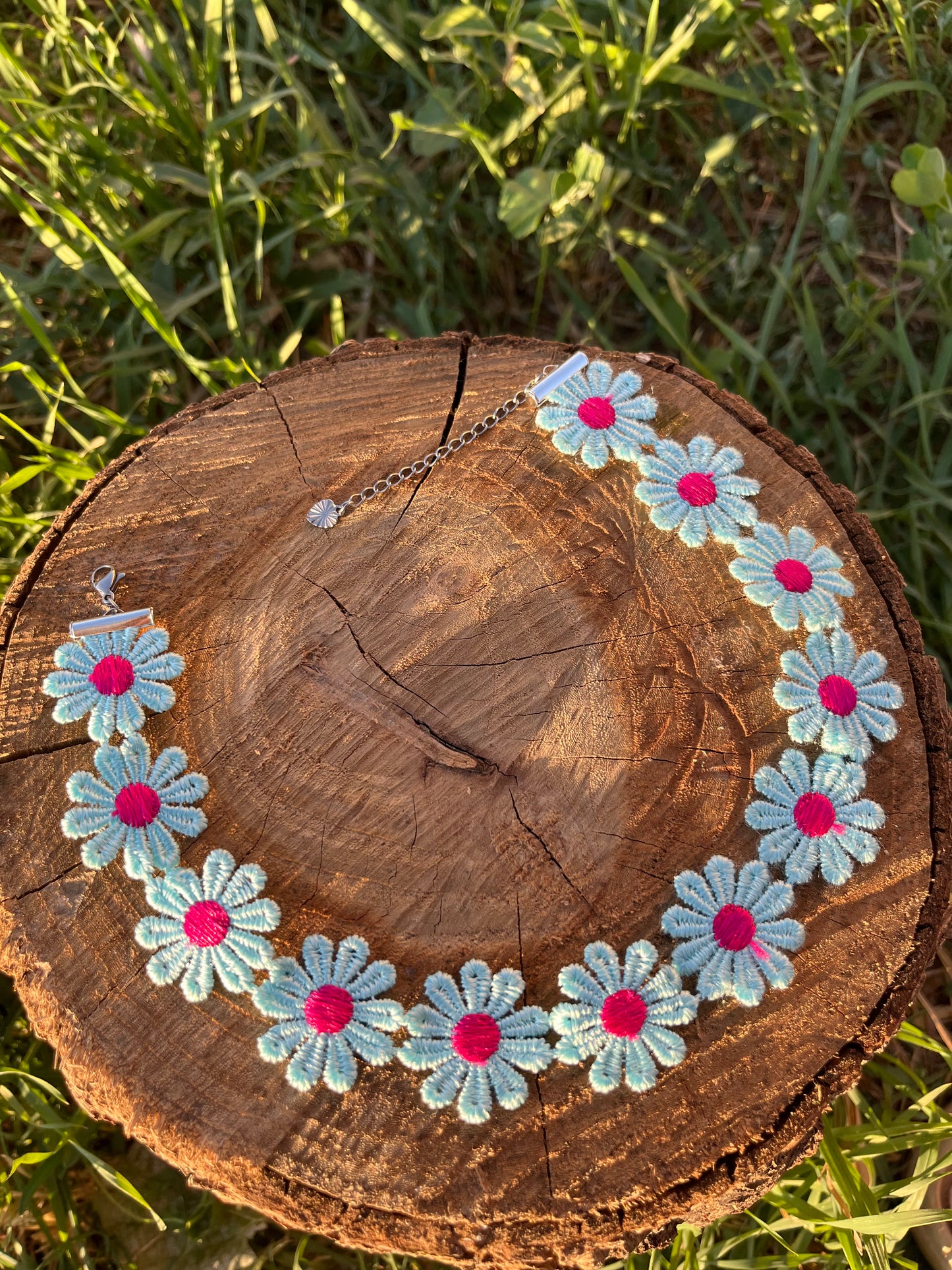 Light Blue Daisy Choker