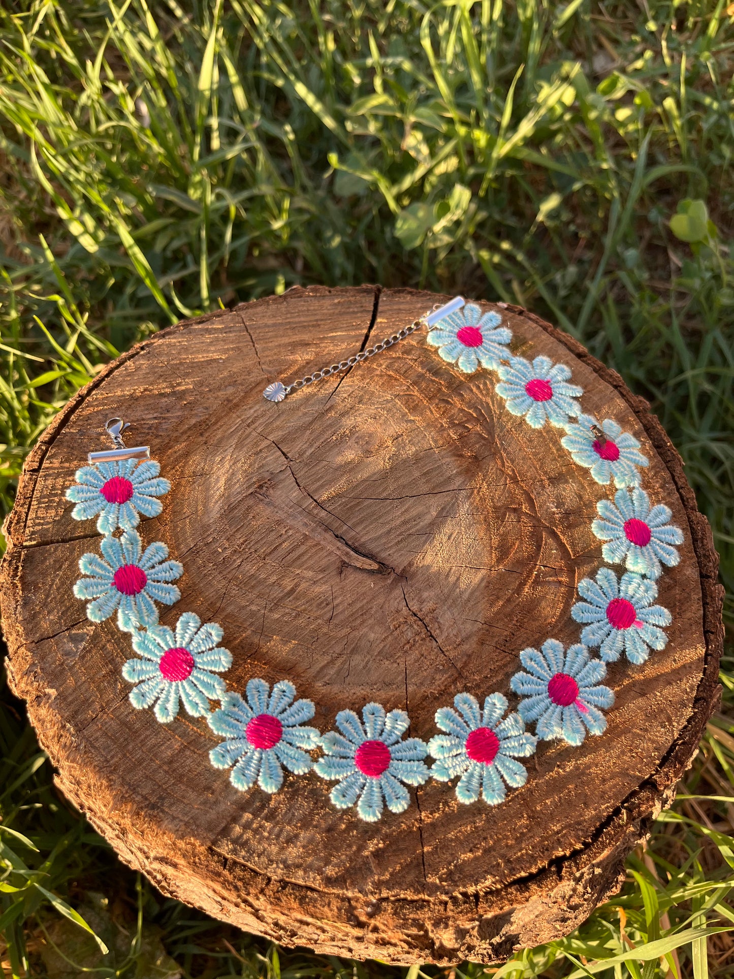 Light Blue Daisy Choker