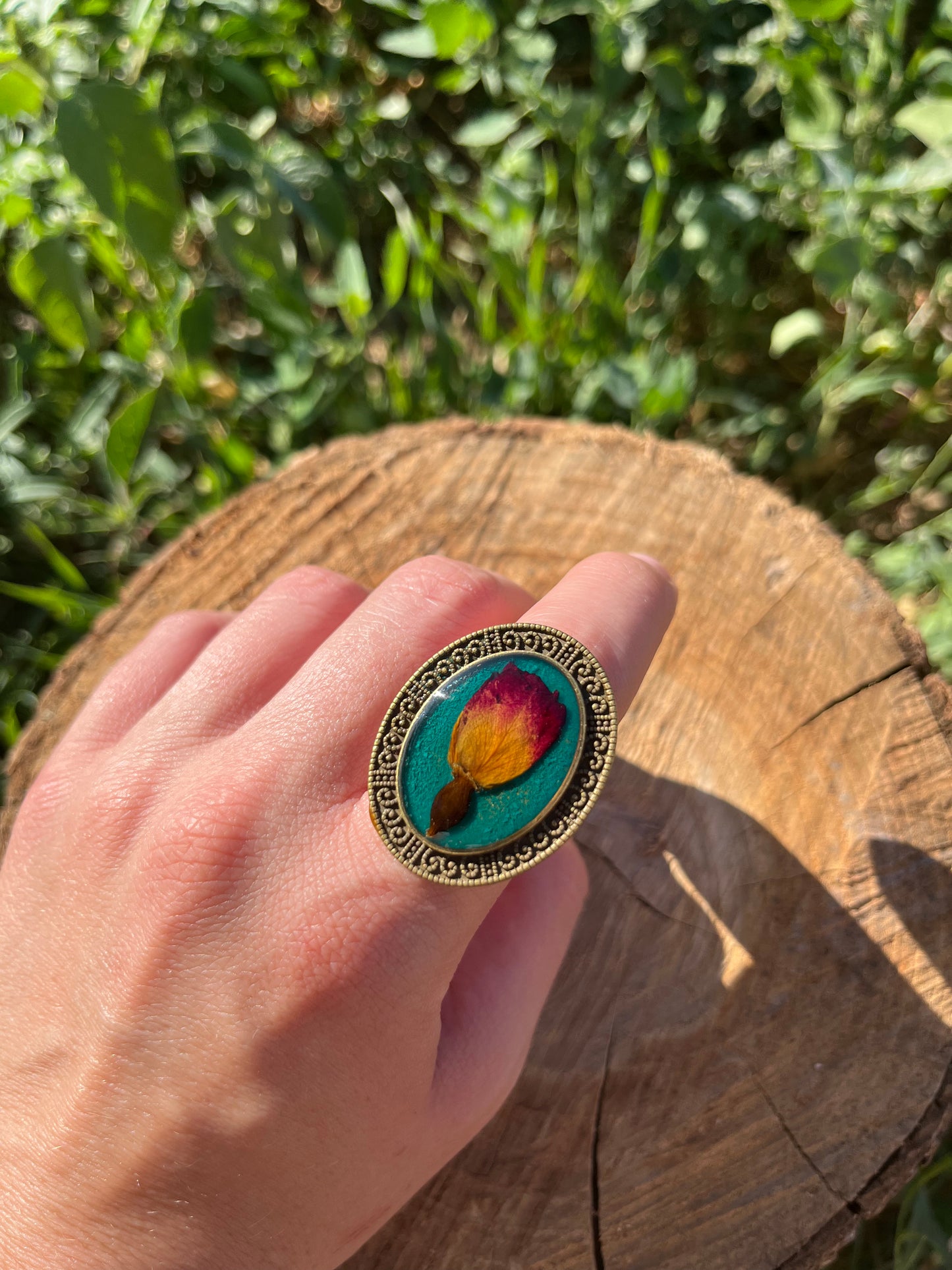 Vintage Dry Flower Resin Ring