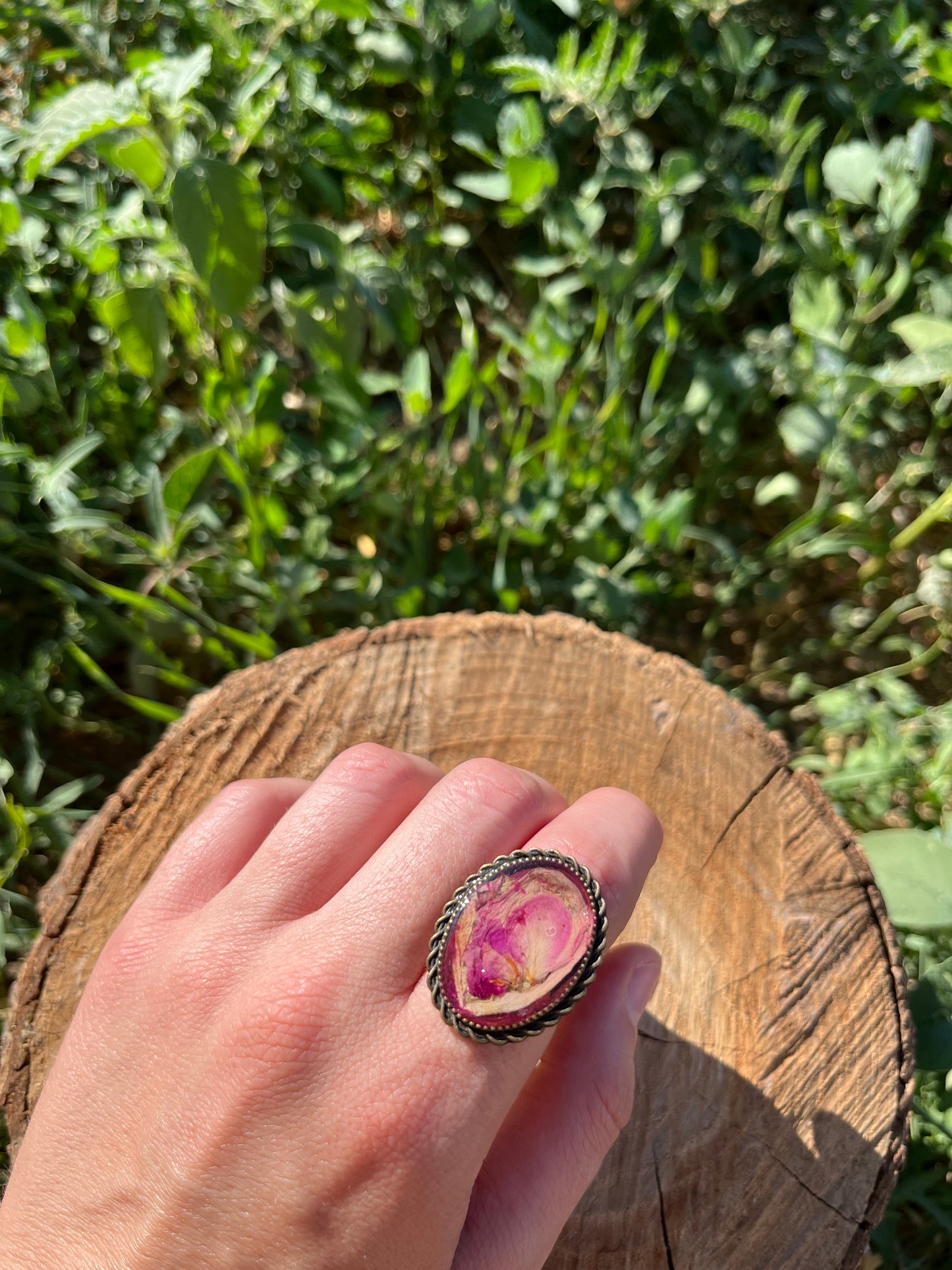 Vintage Dry Flower Resin Ring