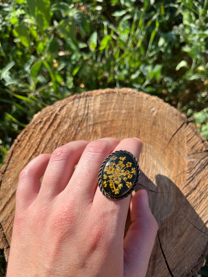 Vintage Dry Flower Resin Ring