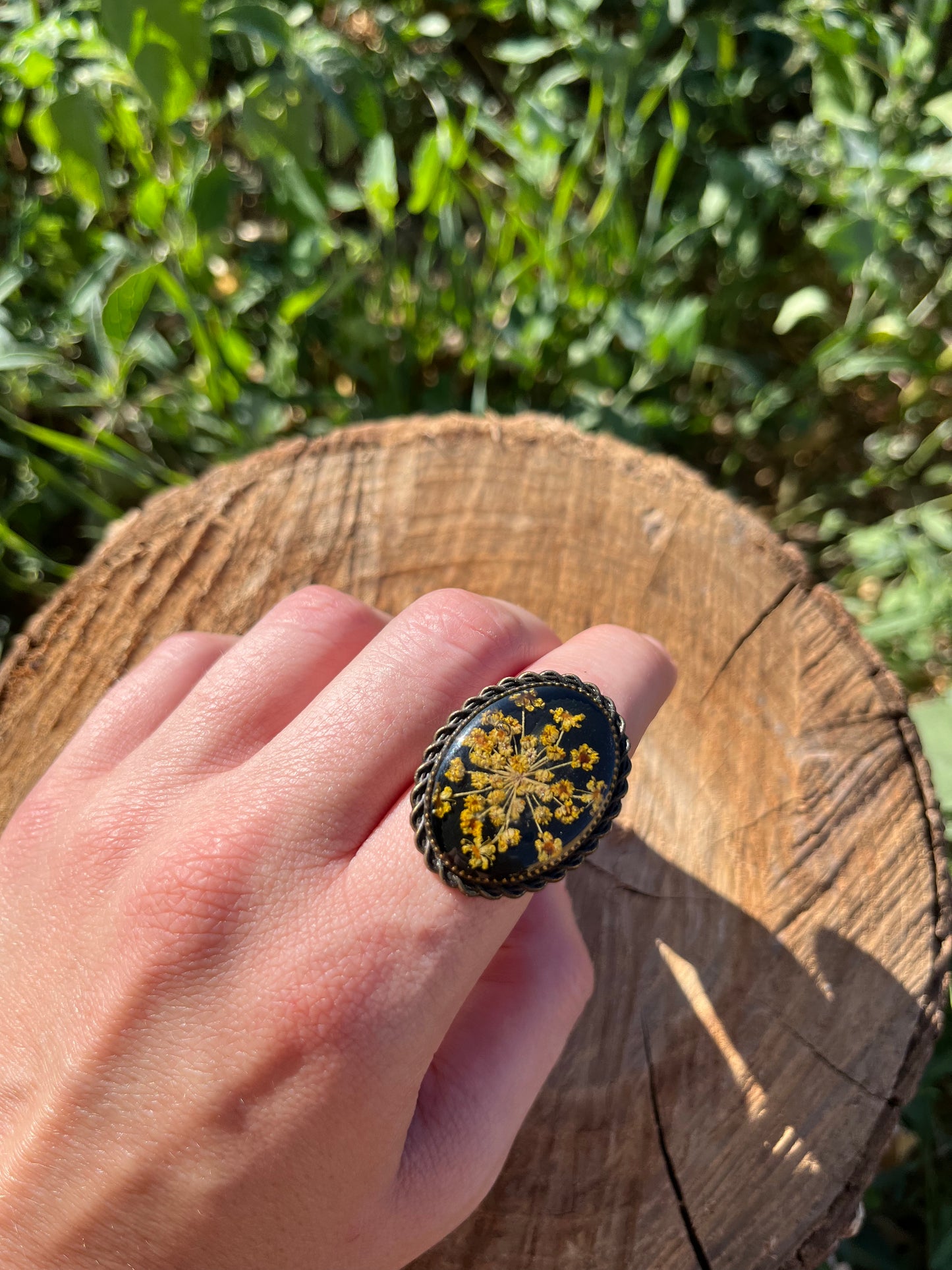 Vintage Dry Flower Resin Ring