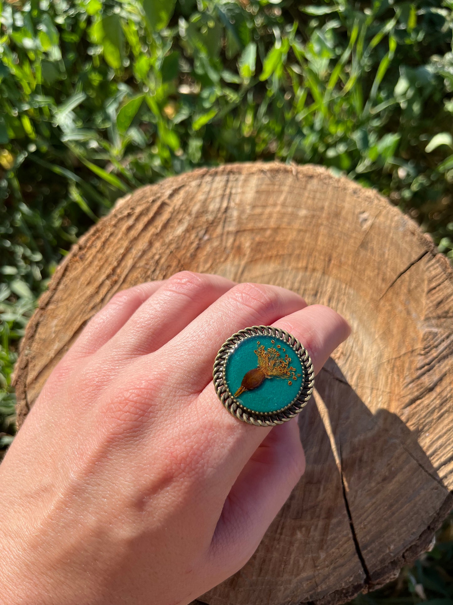 Vintage Dry Flower Resin Ring