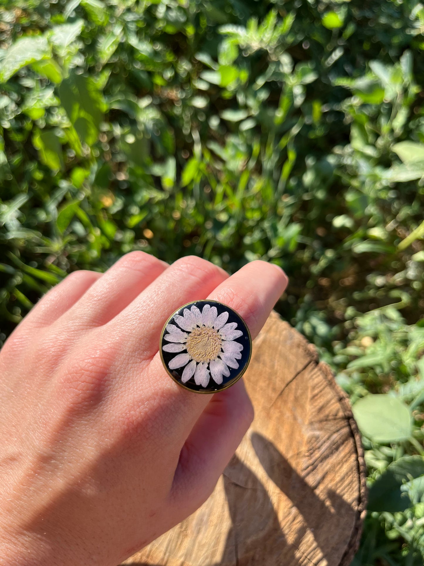 Vintage Dry Flower Resin Ring