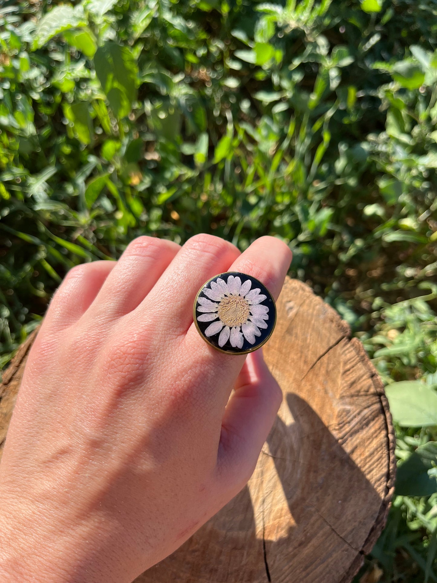 Vintage Dry Flower Resin Ring