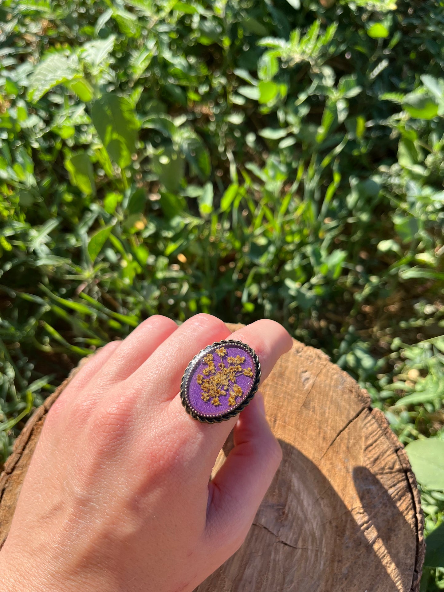 Vintage Dry Flower Resin Ring