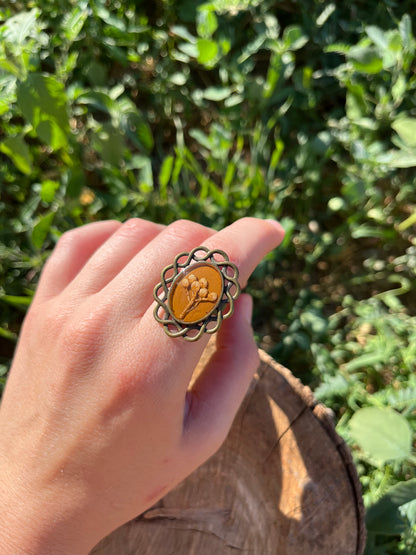 Vintage Dry Flower Resin Ring