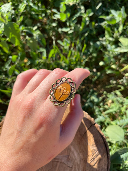 Vintage Dry Flower Resin Ring