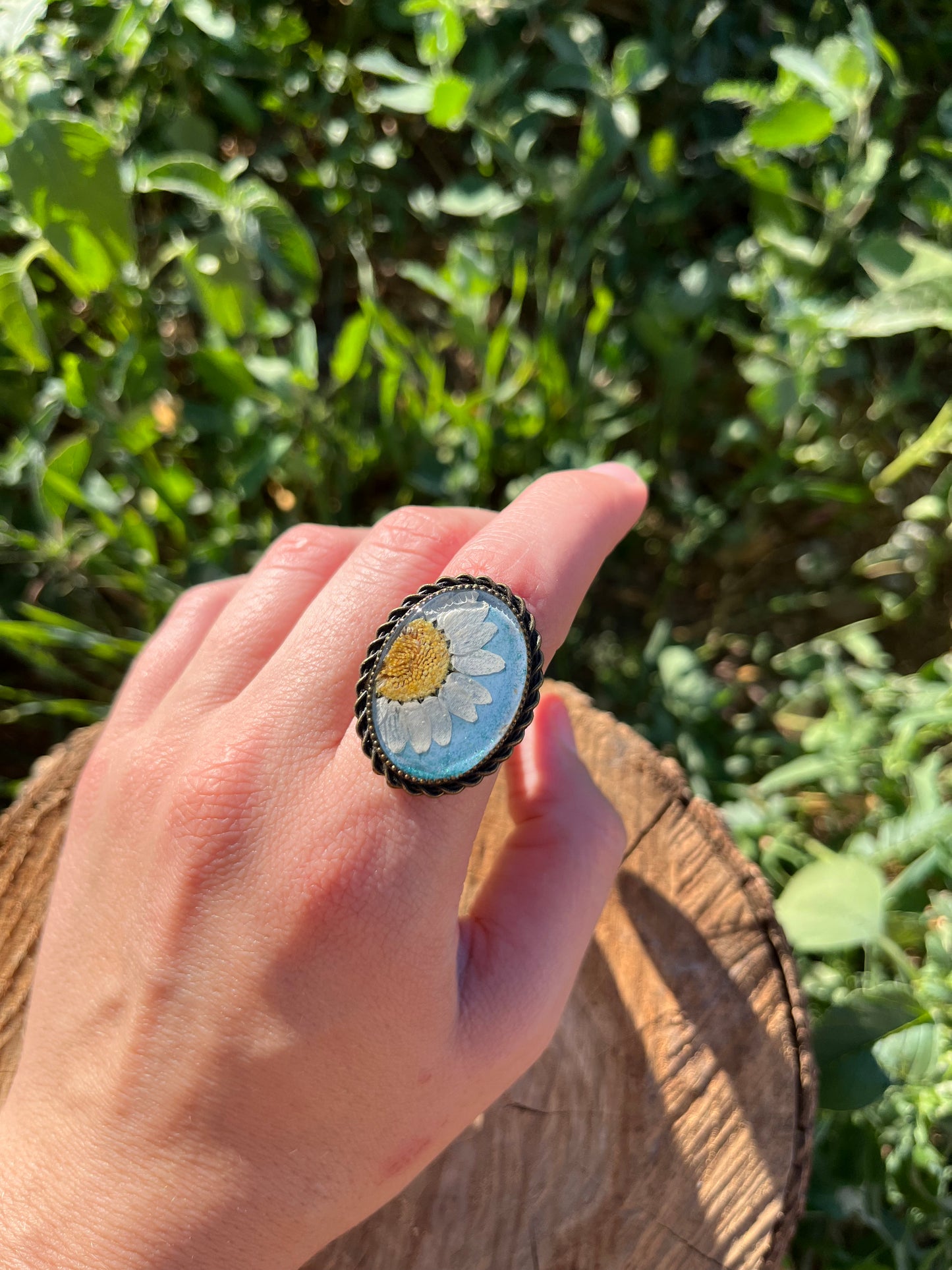 Vintage Dry Flower Resin Ring