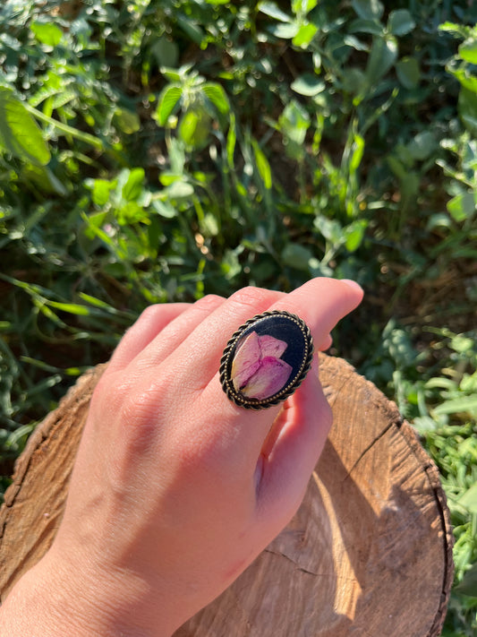 Vintage Dry Flower Resin Ring