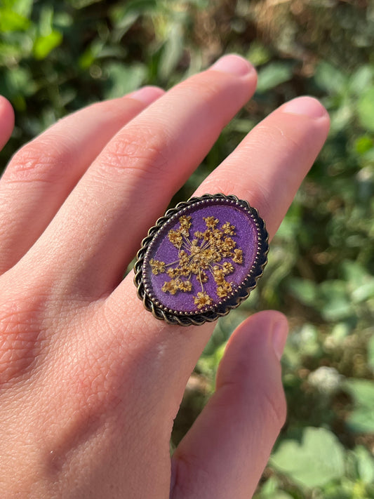 Vintage Dry Flower Resin Ring