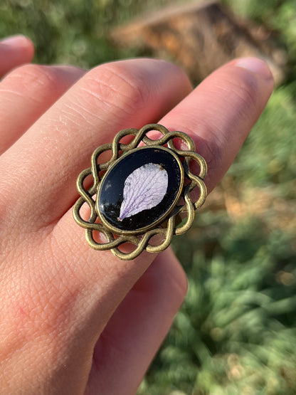 Vintage Dry Flower Resin Ring