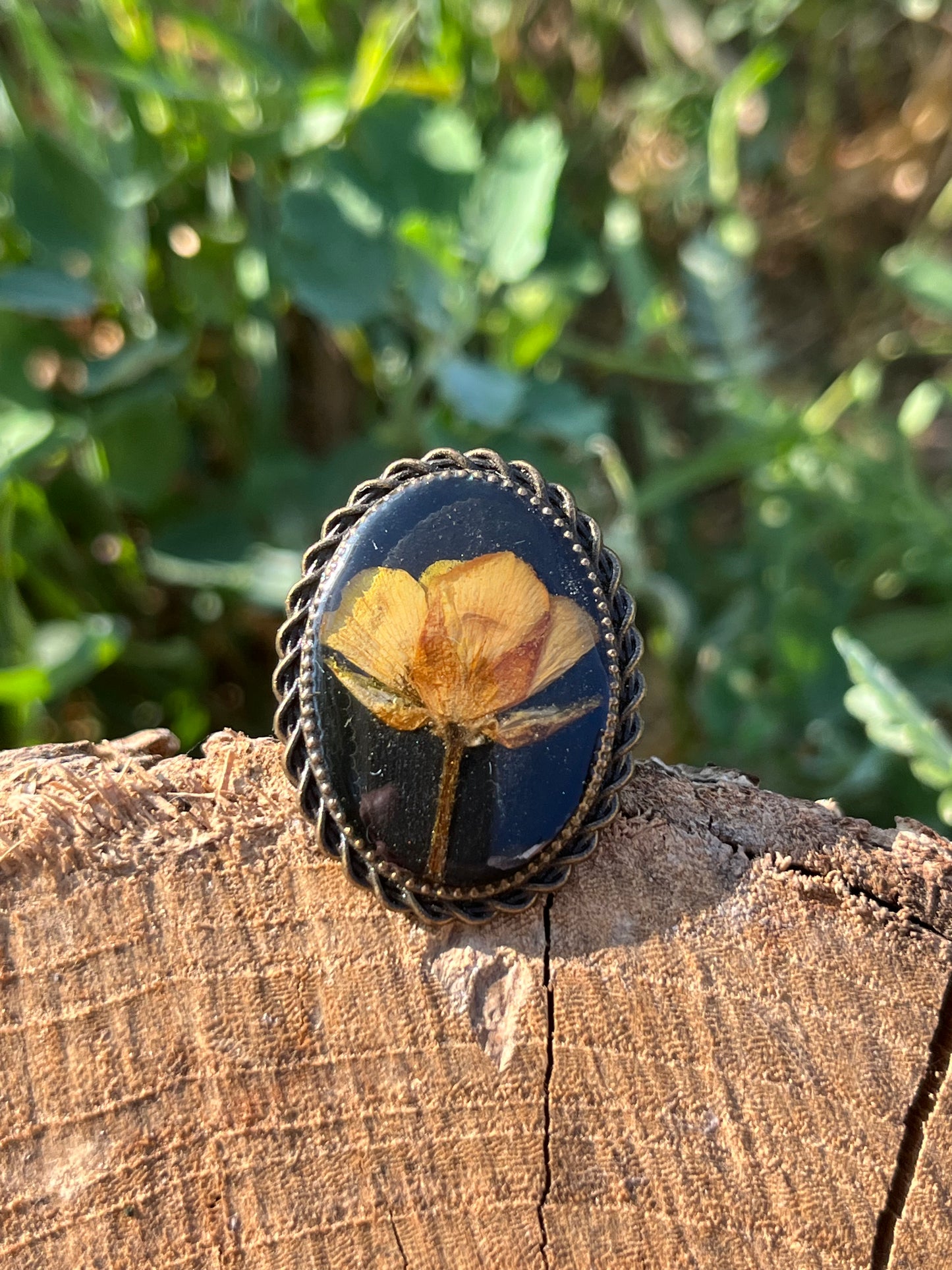 Vintage Dry Flower Resin Ring