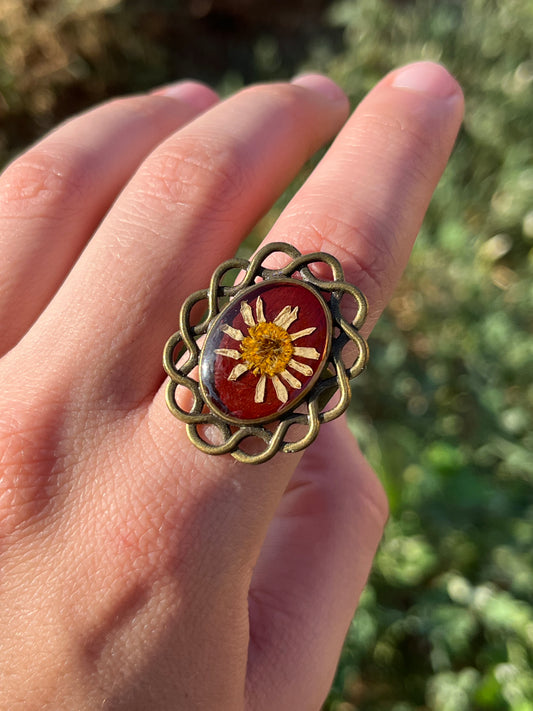 Vintage Dry Flower Resin Ring