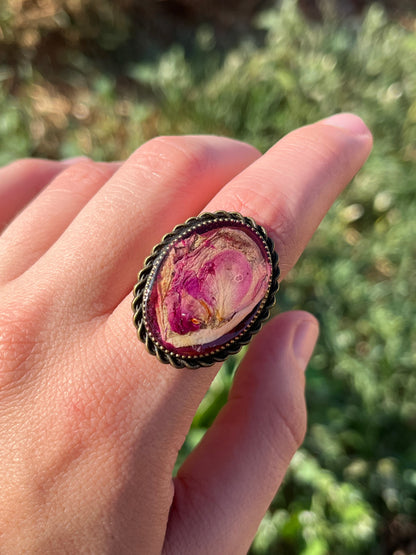 Vintage Dry Flower Resin Ring