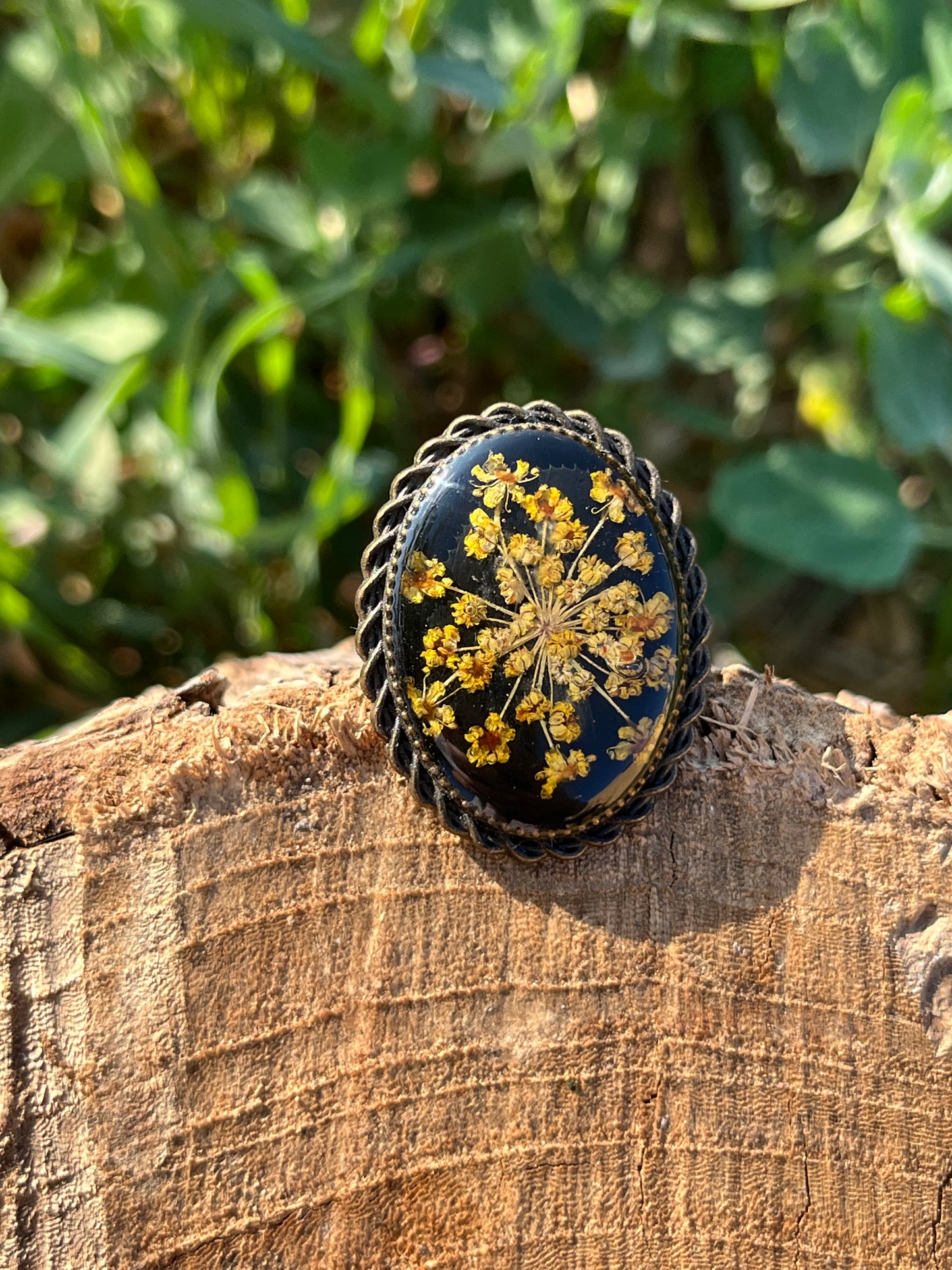 Vintage Dry Flower Resin Ring