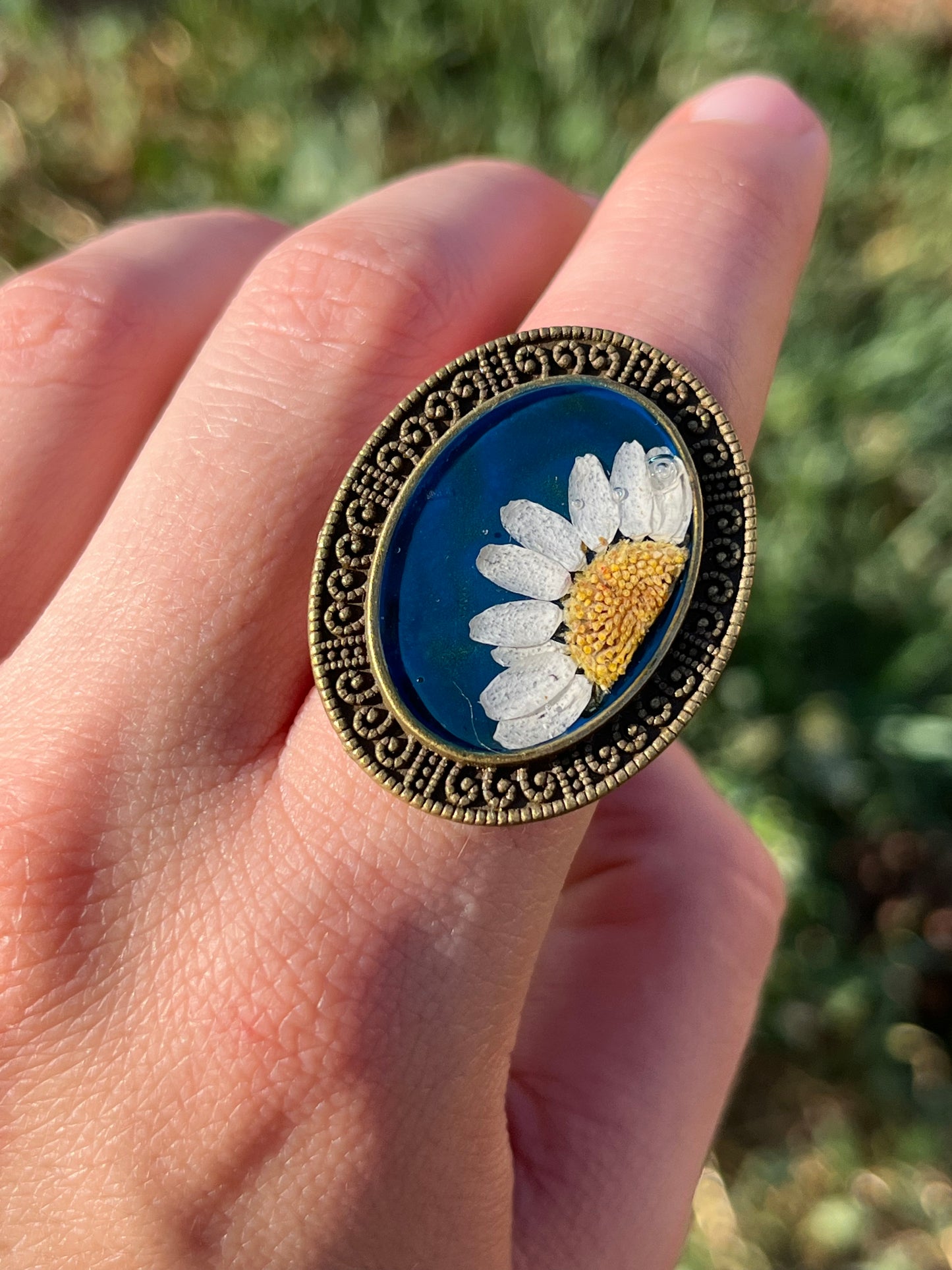 Vintage Dry Flower Resin Ring