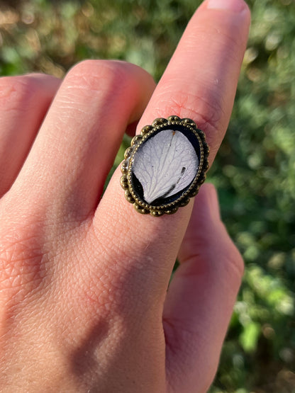 Vintage Dry Flower Resin Ring