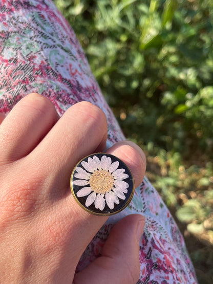 Vintage Dry Flower Resin Ring