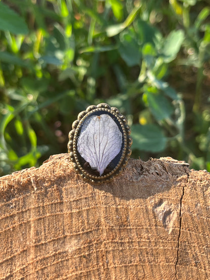 Vintage Dry Flower Resin Ring