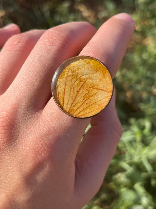 Vintage Dry Flower Resin Ring