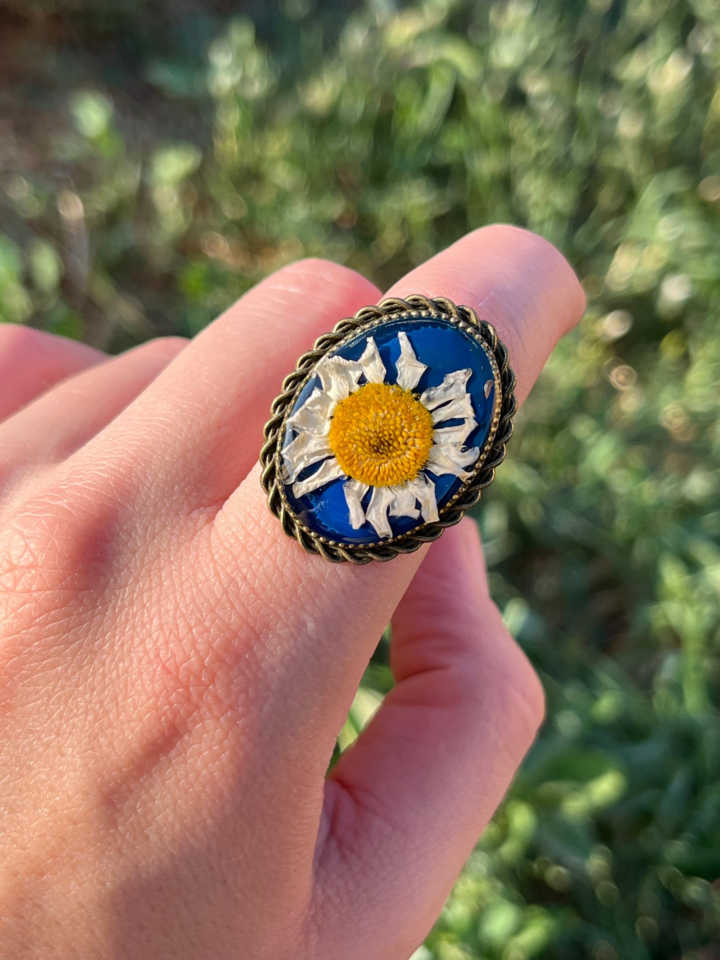 Vintage Dry Flower Resin Ring