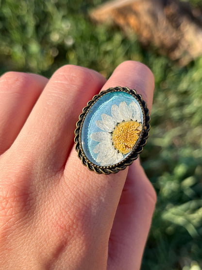 Vintage Dry Flower Resin Ring