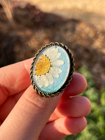 Vintage Dry Flower Resin Ring