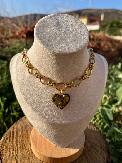 Heart Pendant Necklace with Dried Flowers and Gold Flakes