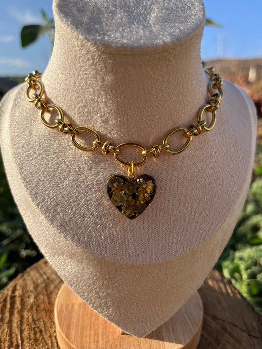 Heart Pendant Necklace with Dried Flowers and Gold Flakes